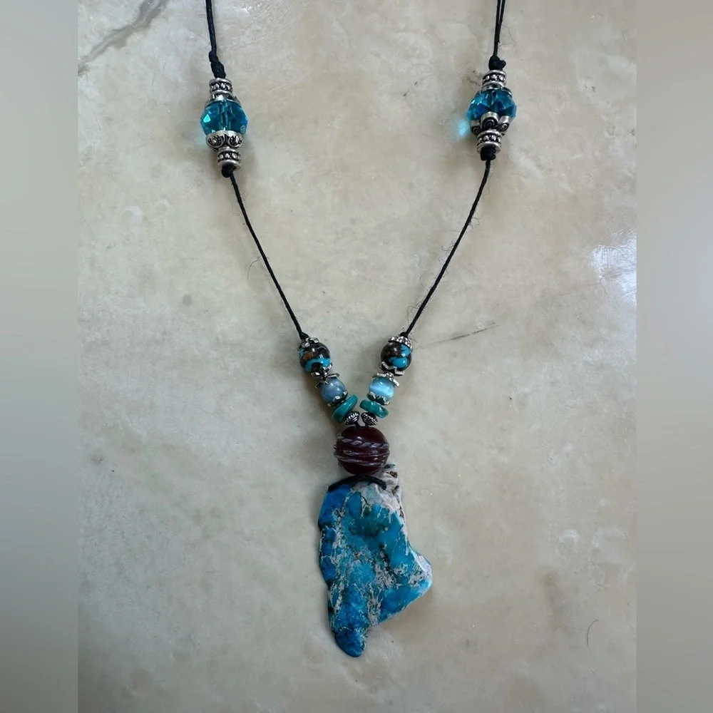 Handcrafted Turquoise Style Stone Pendant Necklace Boho Southwestern